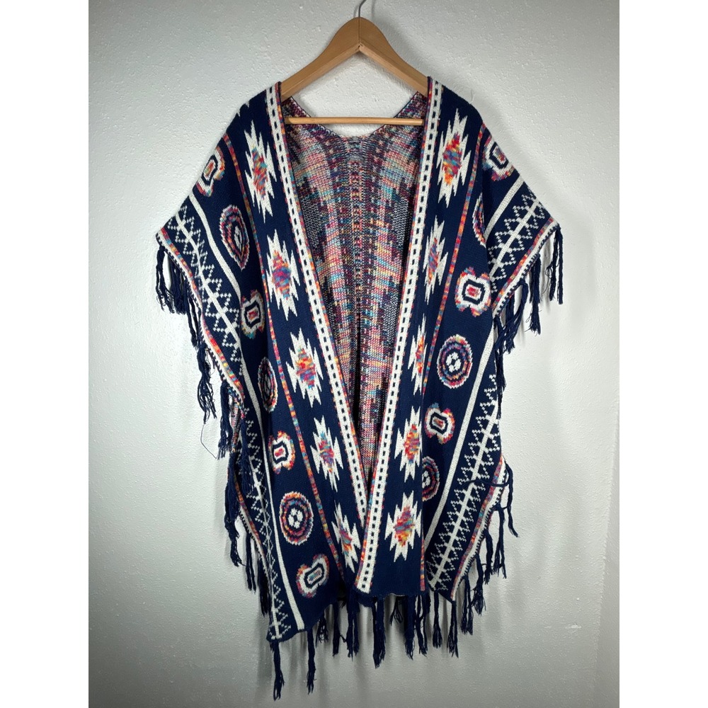 Earthbound Trading Co.‎ Aztec Boho Knit Poncho Sweater Fringed Blanket Wrap Open - Picture 8 of 8